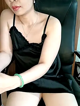 Blythe 69 online show from 04/26/26, 08:12