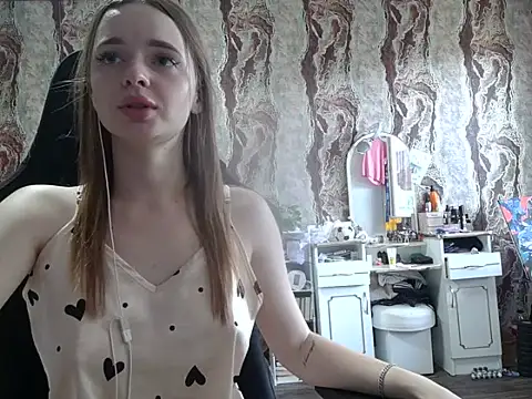 samanta55555 online show from 06/11/26, 09:29