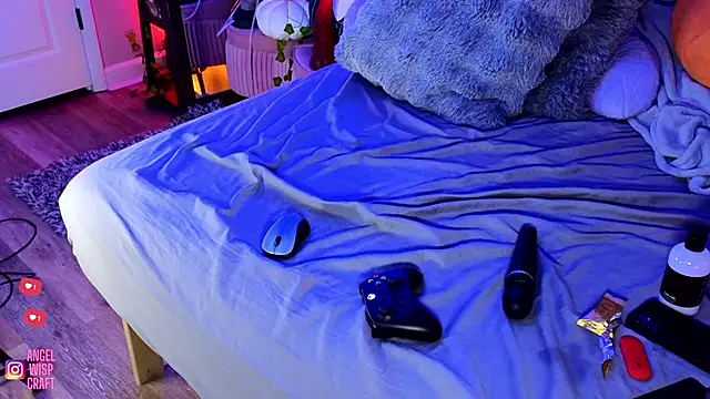 Angel-Lewd-Cake online show from 02/16/25, 09:37