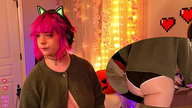 Angel-Lewd-Cake online show from 11/29/25, 01:47