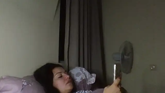 Linusya online show from 10/11/25, 05:33