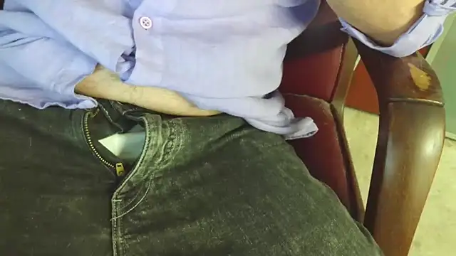 smoothandtiny online show from 09/17/25, 05:25