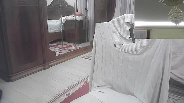 KIZLAZIMYaa online show from 06/24/26, 08:46