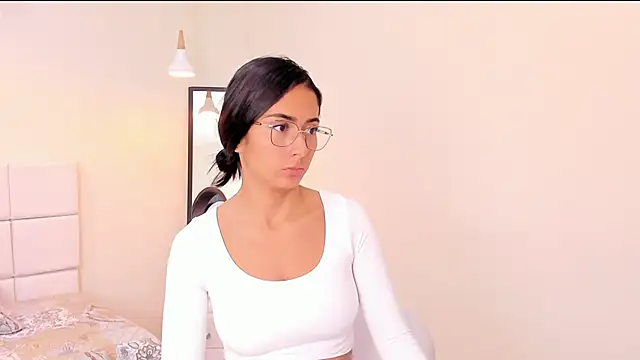 your khloe online show from 04/14/26, 01:17