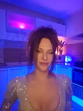 Snapshot of Luna_Kitanna chatting on 12/11/24, 10:16 Luna Kitanna online show from 12/11/24, 10:16