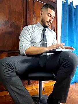 HenryBenso online show from 10/07/25, 05:10