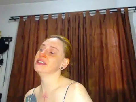 Snapshot of Redhead_incandy chatting on 07/05/26, 09:55 Redhead incandy online show from 07/05/26, 09:55