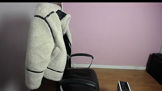 viktoria lovely online show from 12/22/25, 06:32