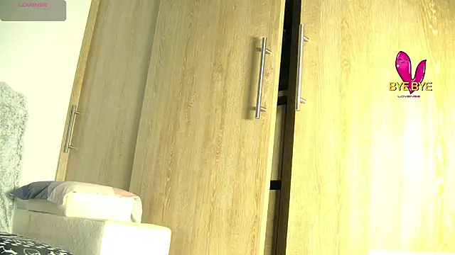 aidaadams online show from 11/26/25, 11:11