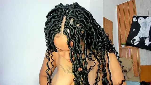 Alika01 online show from 12/05/25, 01:20