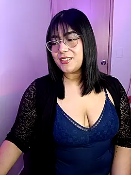 AlexaKimm online show from 09/20/25, 02:51