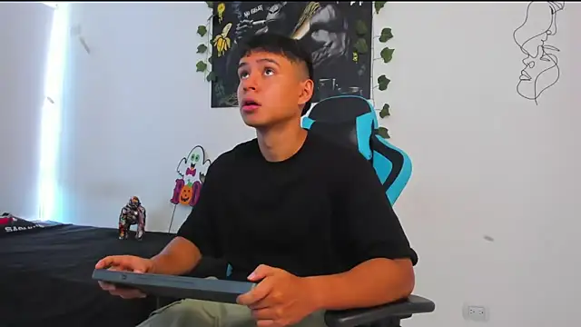 Bray Kevin online show from 02/24/25, 03:53