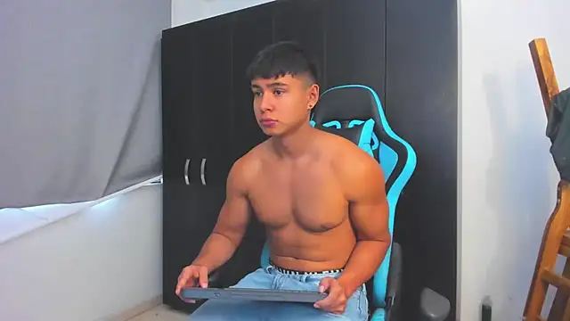 Bray Kevin online show from 12/18/25, 07:42