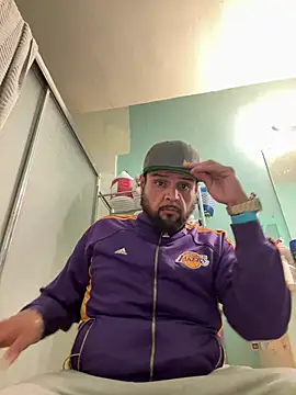 Snapshot of MrDickUdown24_7 chatting on 02/20/25, 05:01 MrDickUdown24 7 online show from 02/20/25, 05:01