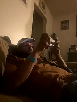 Snapshot of MrDickUdown24_7 chatting on 10/10/25, 07:18 MrDickUdown24 7 online show from 10/10/25, 07:18