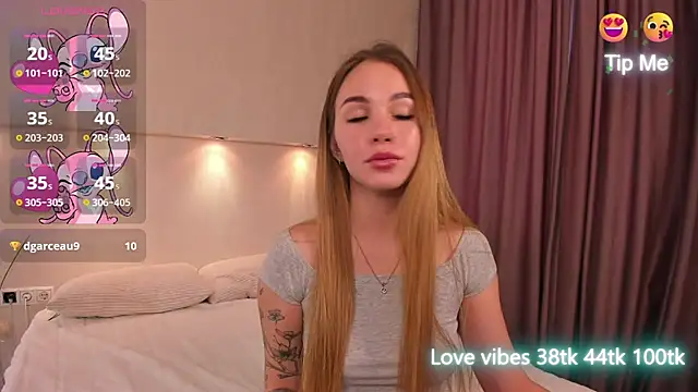 Snapshot of Tracy-Taylor chatting on 01/30/25, 04:58 Tracy-Taylor online show from 01/30/25, 04:58