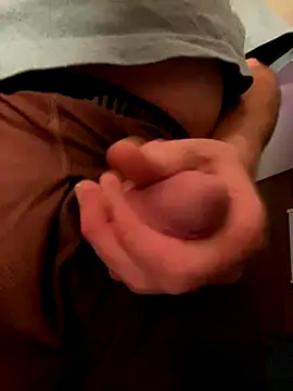 Snapshot of Helmut1971 chatting on 11/16/25, 10:10 Helmut1971 online show from 11/16/25, 10:10