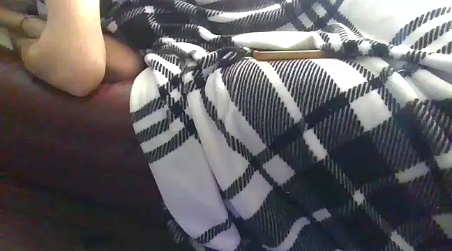 sdmsilver1983 online show from 03/11/25, 01:45