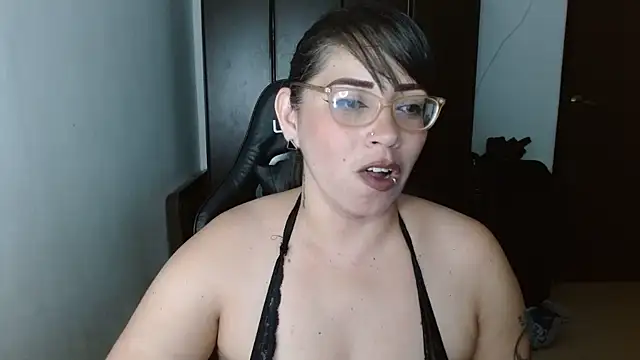 natashasmithe online show from 02/11/25, 09:46