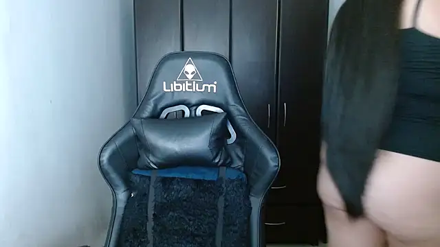 natashasmithe online show from 02/27/25, 04:52