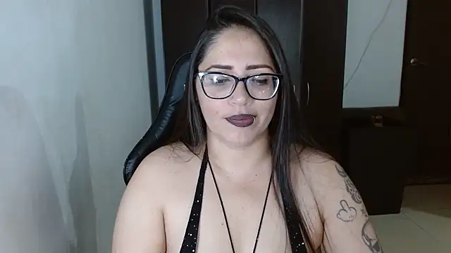 Snapshot of natashasmithe chatting on 06/13/26, 01:36 natashasmithe online show from 06/13/26, 01:36