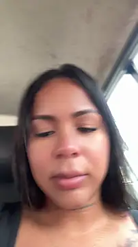 Snapshot of IsabelaVanegas_ chatting on 05/06/26, 07:19 IsabelaVanegas online show from 05/06/26, 07:19