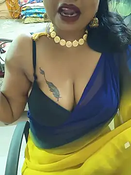 Snapshot of YR-SHIVANI chatting on 06/17/26, 05:54 YR-SHIVANI online show from 06/17/26, 05:54