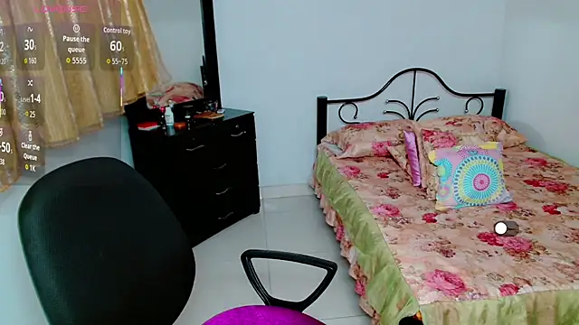 Lily Benet1 online show from 10/22/25, 11:21