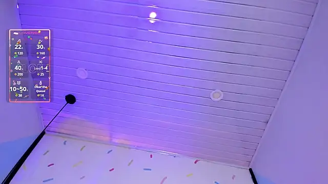 Snapshot of _cloe_martinez chatting on 01/13/25, 09:09 cloe martinez online show from 01/13/25, 09:09