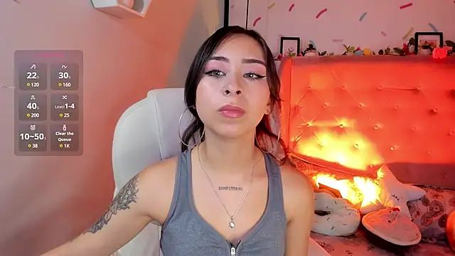 Snapshot of _cloe_martinez chatting on 03/01/25, 09:15 cloe martinez online show from 03/01/25, 09:15