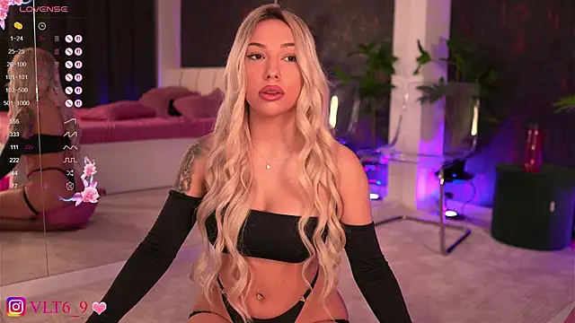 violettabunny03 online show from 03/07/25, 10:54