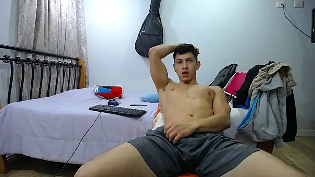 Snapshot of Iam_yourbabyprincess_XD chatting on 01/22/25, 08:18 Iam yourbabyprincess XD online show from 01/22/25, 08:18