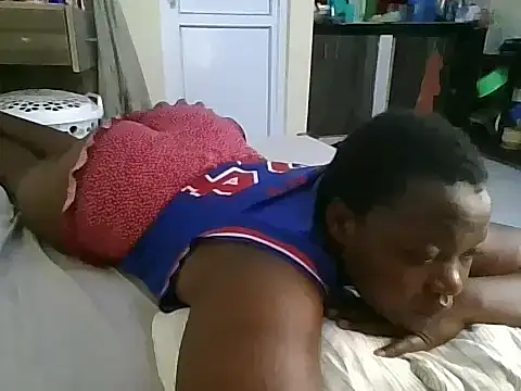 Horny wifey254 online show from 07/11/26, 07:33