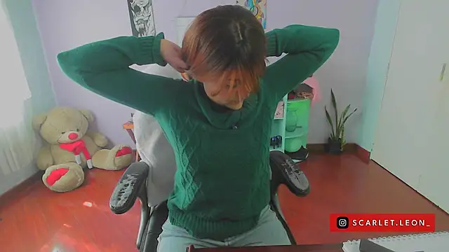 Scarletleon77 online show from 01/14/25, 02:53