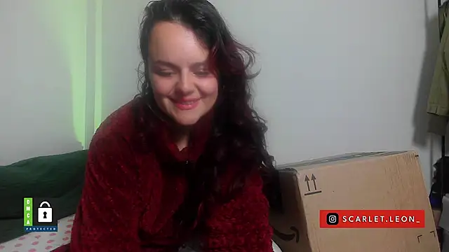 Scarletleon77 online show from 04/14/26, 04:46