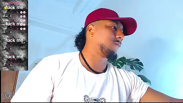 yosoy enzo2020 online show from 02/22/25, 03:12