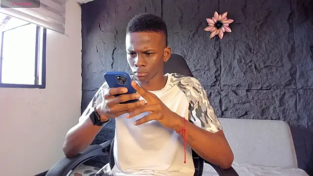 JacksonMuller  online show from 11/25/25, 01:11