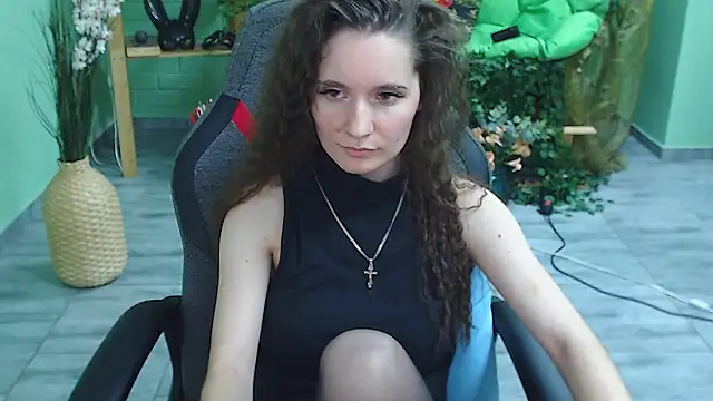 Miss Barbara  online show from 02/22/25, 01:44