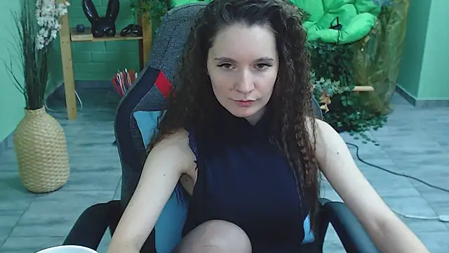 Miss Barbara  online show from 02/25/25, 09:13