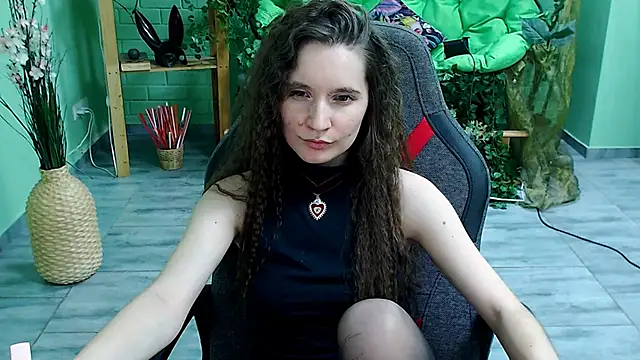 Miss Barbara  online show from 03/11/25, 09:37