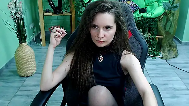 Miss Barbara  online show from 03/12/25, 12:42