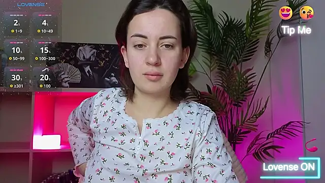 SweetieKendl online show from 04/07/26, 09:48