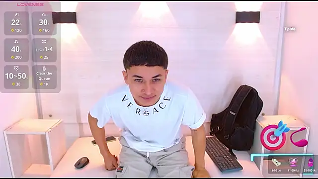 Snapshot of jeic_18 chatting on 09/15/25, 12:16 jeic 18 online show from 09/15/25, 12:16