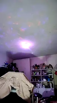 Snapshot of CurvyViolet chatting on 03/06/25, 12:32 CurvyViolet online show from 03/06/25, 12:32