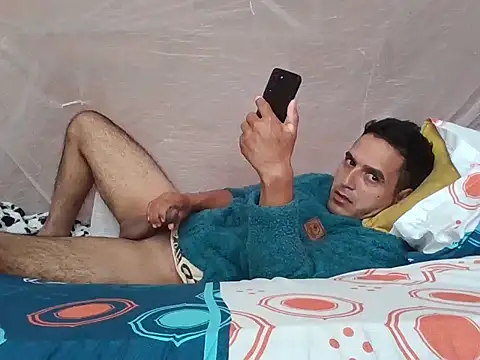 Snapshot of jhonnyhot_69 chatting on 02/23/26, 01:52 jhonnyhot 69 online show from 02/23/26, 01:52