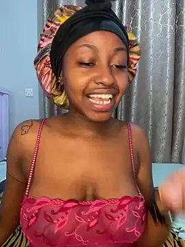 hot daily online show from 03/17/25, 07:58