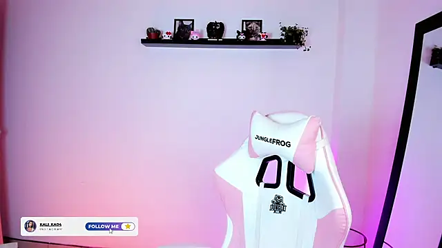 kali ka  online show from 11/24/25, 06:29