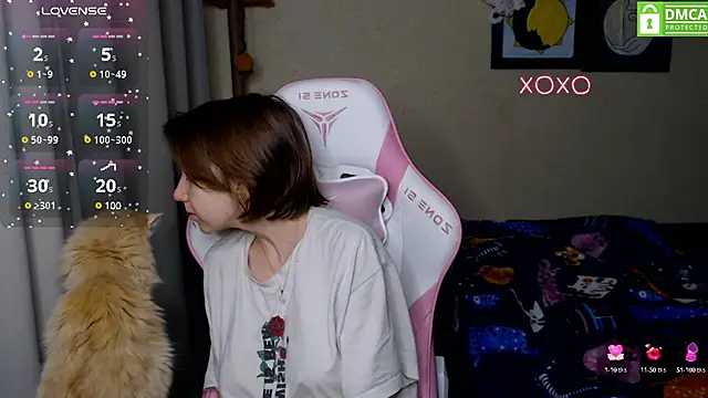 Snapshot of LeahGottty chatting on 12/03/24, 02:16 LeahGottty online show from 12/03/24, 02:16