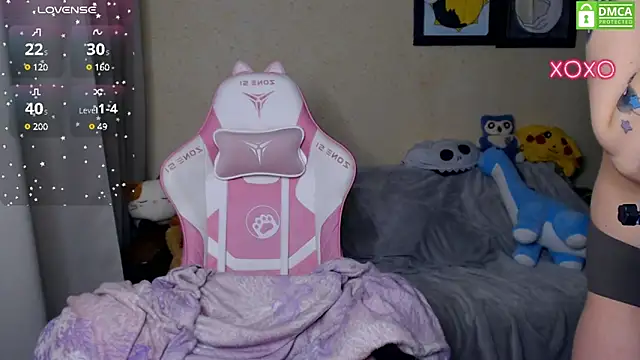 Snapshot of LeahGottty chatting on 01/21/25, 03:37 LeahGottty online show from 01/21/25, 03:37