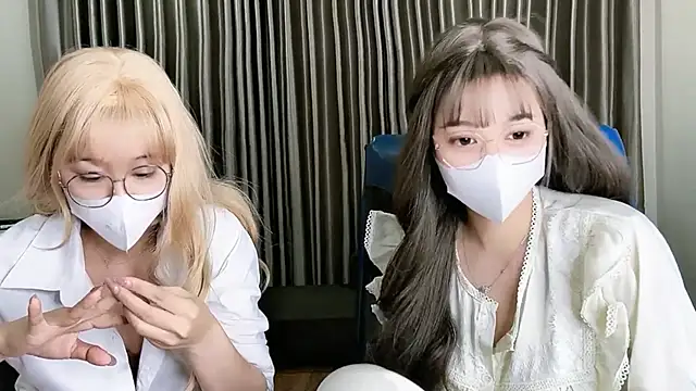 Mono-Stewardesss online show from 03/11/25, 12:39